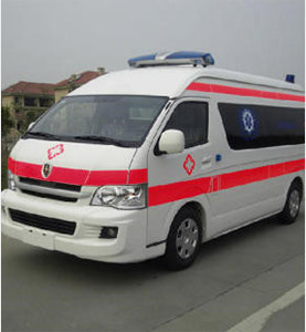 新星市上汽大通救护车